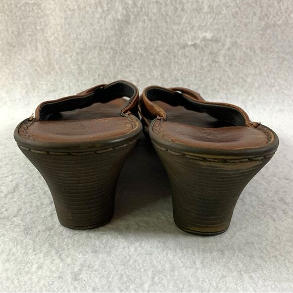 Clarks Womens Artisian Leather Sandal‎ Sz 10 B Brown Slip on Wedge - Picture 4 of 9
